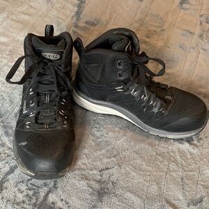 Keen Women's Black steel toe comfortable high quality non slip work Boots